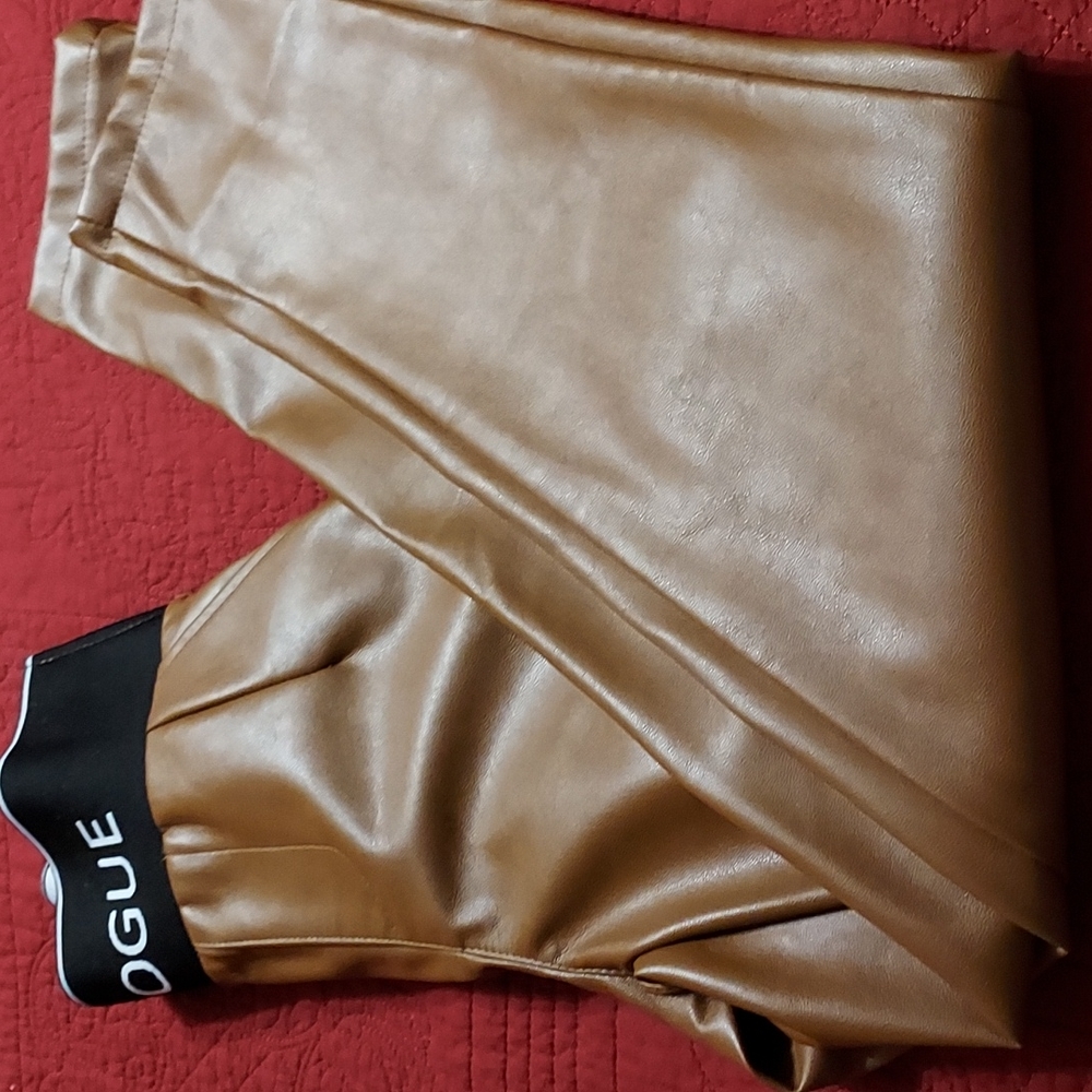 MOCHY Faux Leather